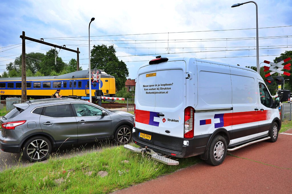 Storing spoorwegovergang Gagelsweg in Steenwijk
