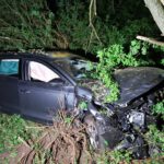 Automobilist vliegt uit de bocht op afrit van de A32 bij Steenwijk-Zuid